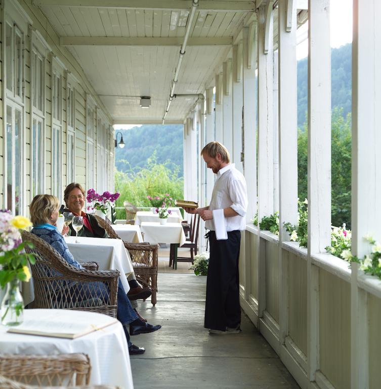 Visnes Hotel Stryn Zewnętrze zdjęcie