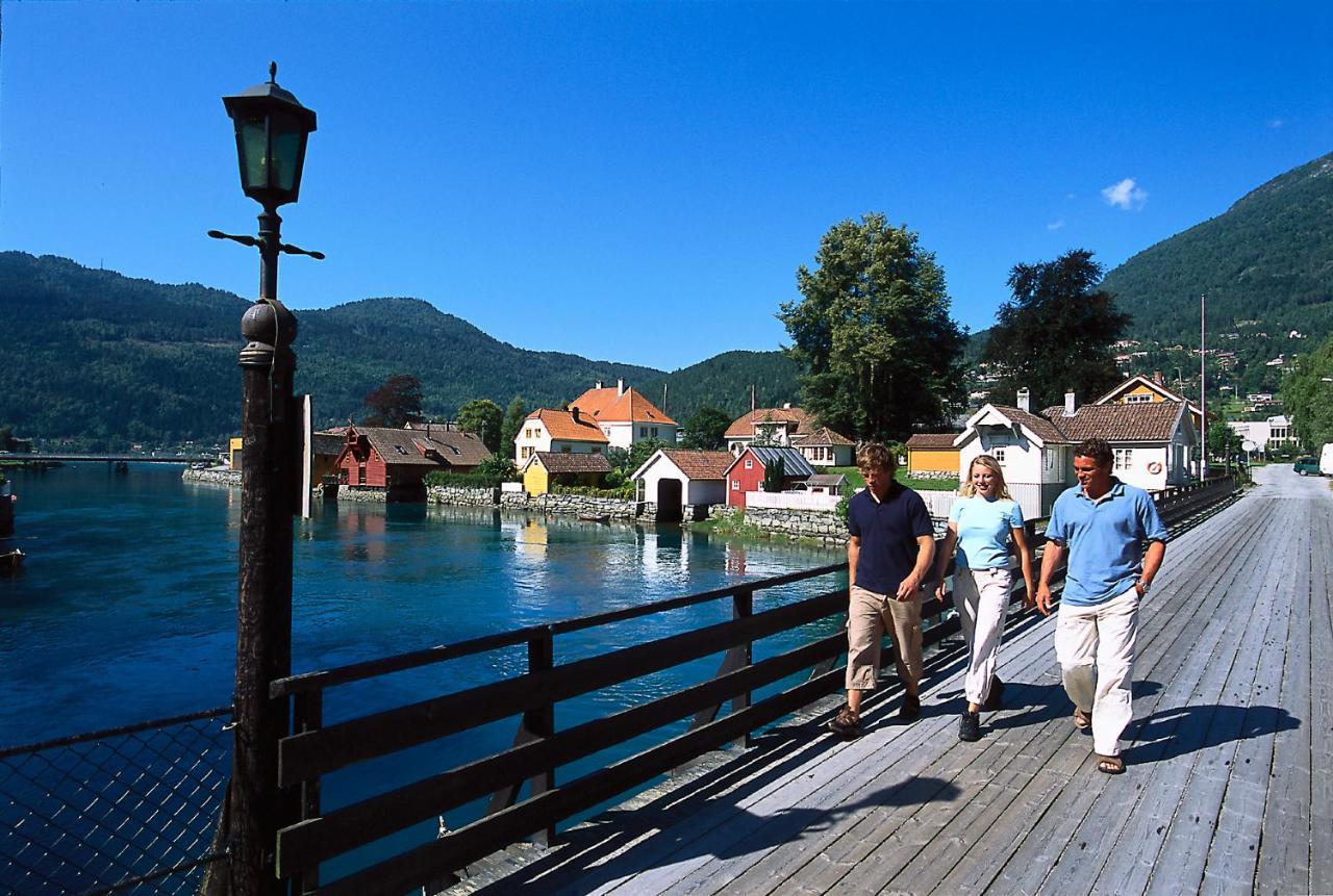 Visnes Hotel Stryn Zewnętrze zdjęcie